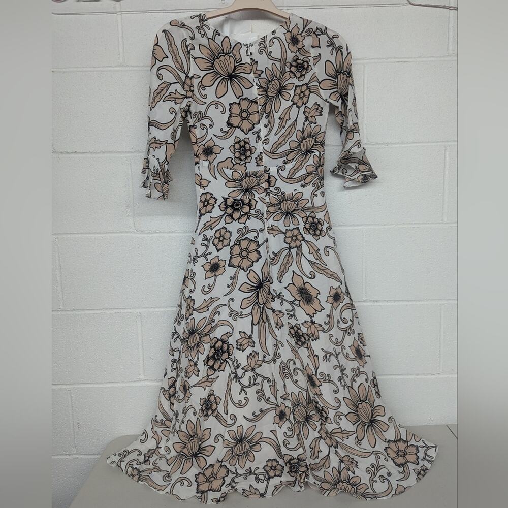 New nwt for love & lemons floral dress plunging neck printed bell sleeve - Picture 5 of 5